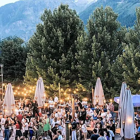 La Folie Douce